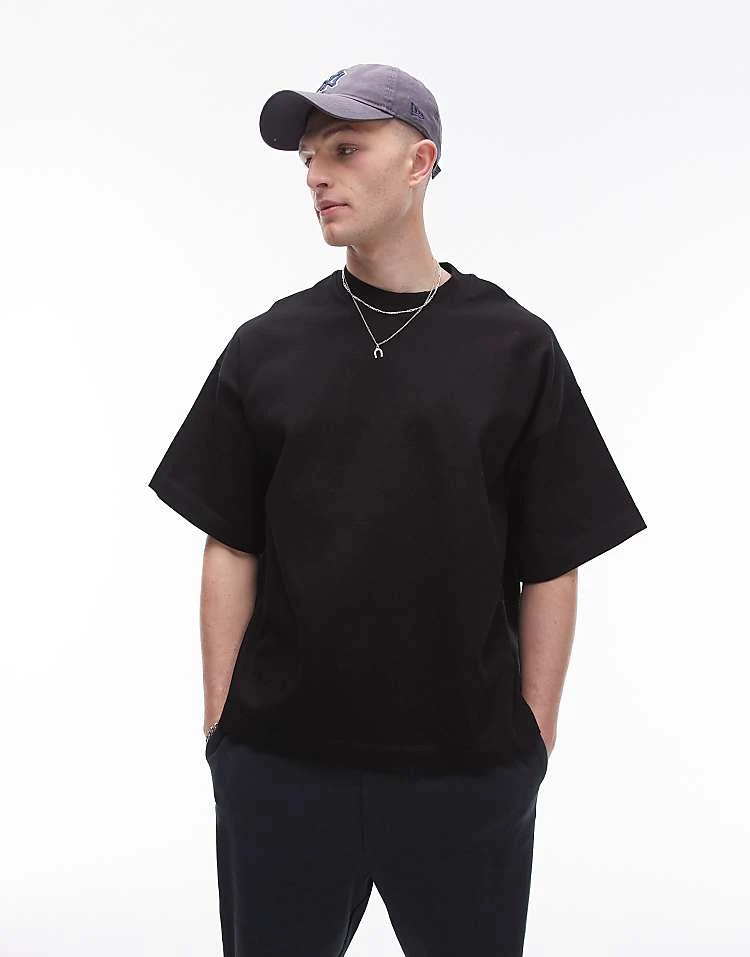Topman Premium Heavyweight Oversized Fit T-shirt With Dropped Shoulder 370gsm In Black For Men 6 Topman Premium Heavyweight Oversized Fit T-shirt With Dropped Shoulder 370gsm In Black For Men - Image 4