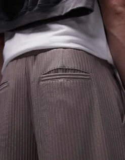 Topman Taper Plisse Trouser In Stone For Men 11 Topman Taper Plisse Trouser In Stone For Men -Daily Wardrobe Shop 205985279 4