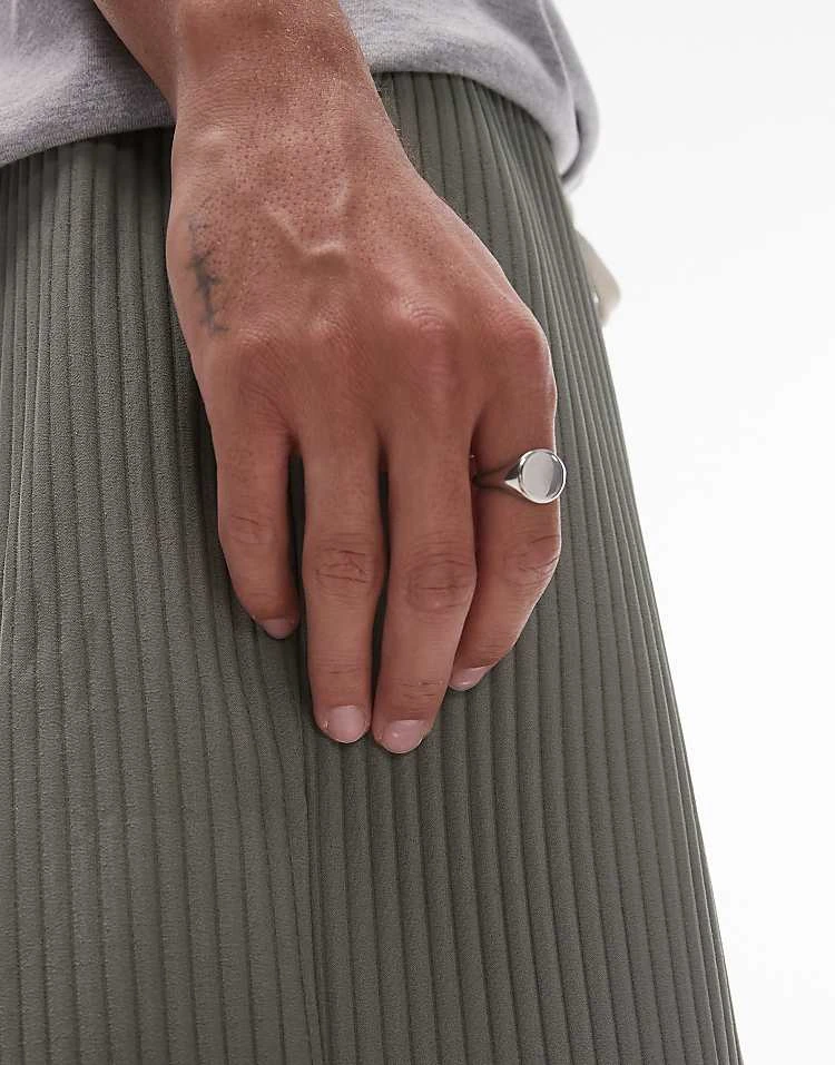 Topman Plisse Shorts In Khaki For Men 4 Topman Plisse Shorts In Khaki For Men - Image 2