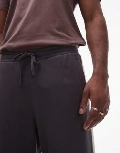 Topman Baggy Leg Jogger With Contrast Side Stripe In Charcoal For Men 12 Topman Baggy Leg Jogger With Contrast Side Stripe In Charcoal For Men -Daily Wardrobe Shop 206638675 5