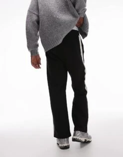 Topman Baggy Leg Jogger With Contrast Side Stripe In Black For Men -Daily Wardrobe Shop 206638683 5
