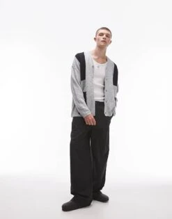 Topman Colour Block Cardigan In Grey For Men 10 Topman Colour Block Cardigan In Grey For Men -Daily Wardrobe Shop 206910169 4