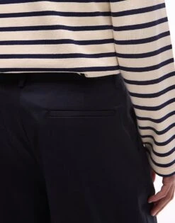 Topman Smart Wide Leg Pleated Trousers In Navy For Men -Daily Wardrobe Shop 207144832 4