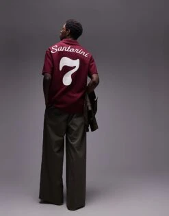 Topman Premium Oversized Fit Polo With Front And Back Santorini Print And Embroidery In Burgundy For Men -Daily Wardrobe Shop 207621403 1 burgundy 1