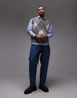 Topman V-neck Knitted Vest In Brown Argyle For Men -Daily Wardrobe Shop 207655956 3