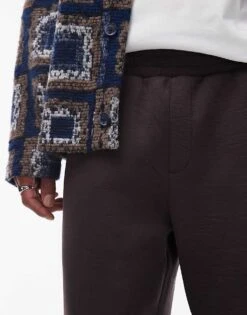 Topman Baggy Fit Textured Jogger In Brown For Men Dark Brown -Daily Wardrobe Shop 207983602 4